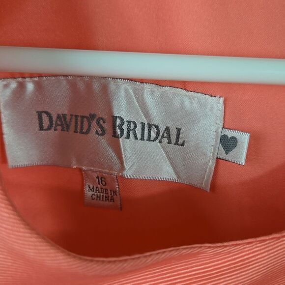 David's Bridal Short Shift Dress Lace Appliques Coral Bridesmaid Formal Prom NWT - Picture 4 of 12